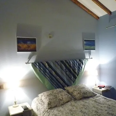 Les Trois Oliviers بيت للعطل *